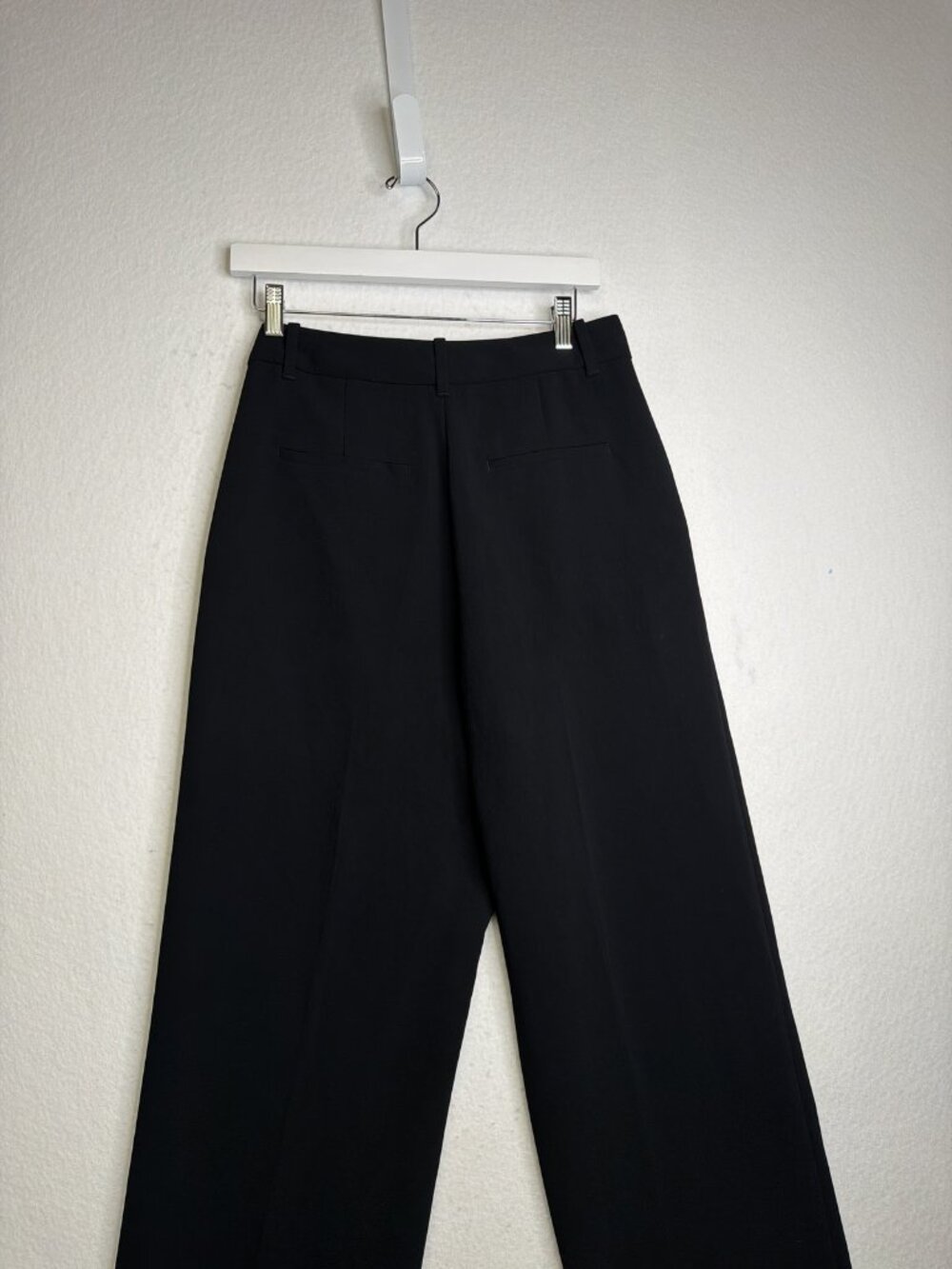 Aritzia The Effortless Pant Black Wide Leg Trousers - Picture 5 of 5